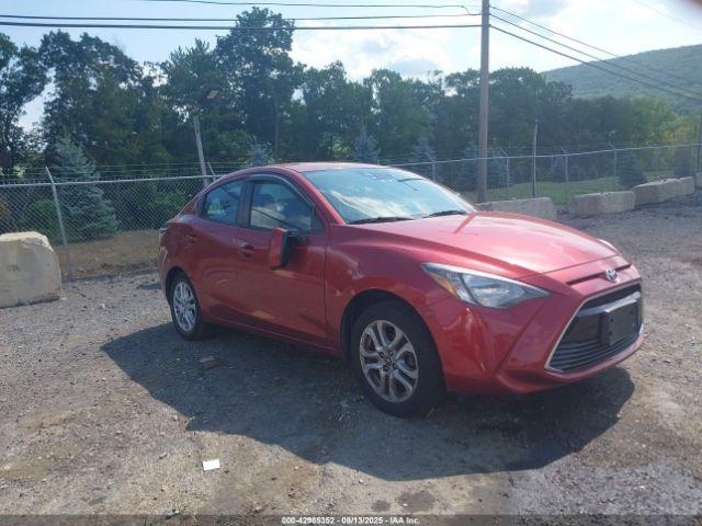  Salvage Toyota Yaris