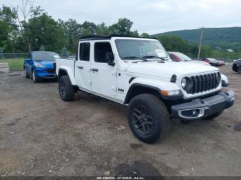  Salvage Jeep Gladiator