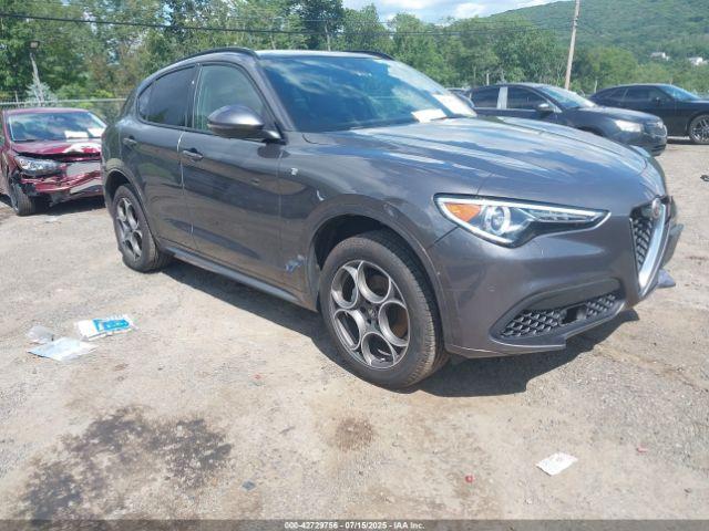  Salvage Alfa Romeo Stelvio