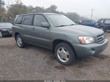  Salvage Toyota Highlander