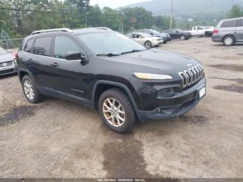  Salvage Jeep Cherokee