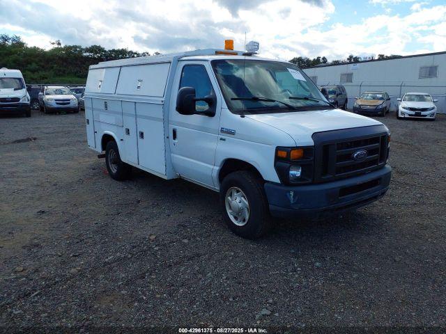  Salvage Ford E-350