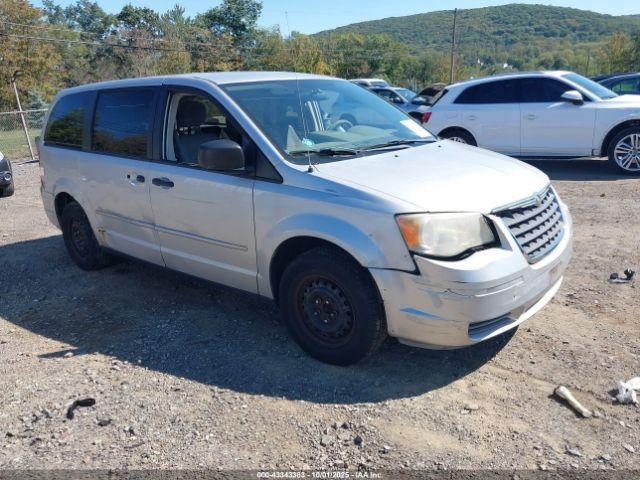  Salvage Chrysler Town & Country