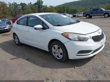  Salvage Kia Forte