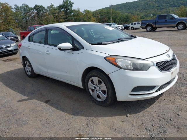  Salvage Kia Forte