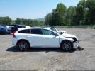 Volvo V60 Cross Country T5 Platinum Image 12