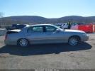 Lincoln Towncar Signature L Image 7