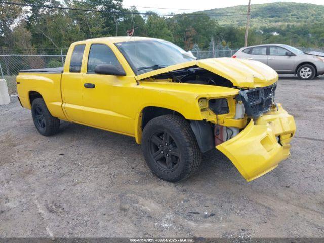  Salvage Dodge Dakota