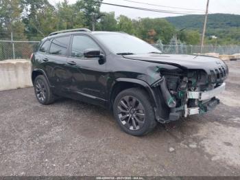  Salvage Jeep Cherokee
