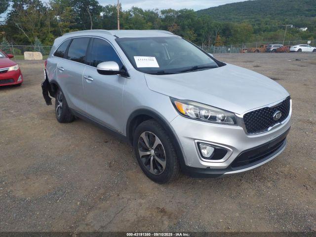  Salvage Kia Sorento