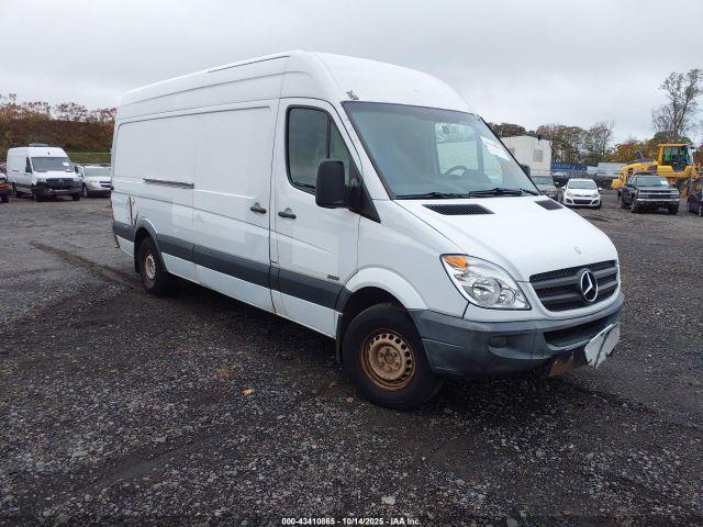  Salvage Mercedes-Benz Sprinter 2500