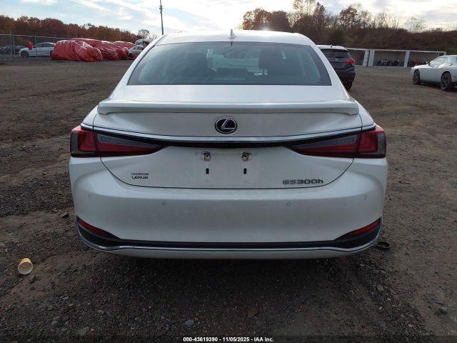 Lexus Es Image 14