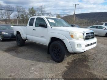  Salvage Toyota Tacoma