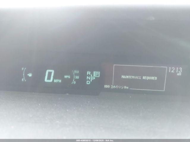 Toyota Prius Two Image 10