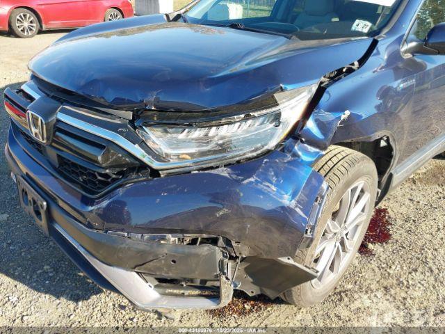 Honda CR-V Hybrid Touring Image 3