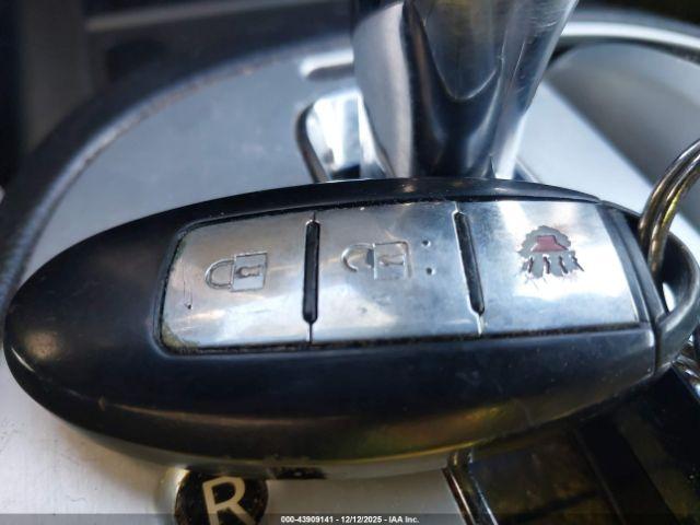 Nissan Murano Image 8