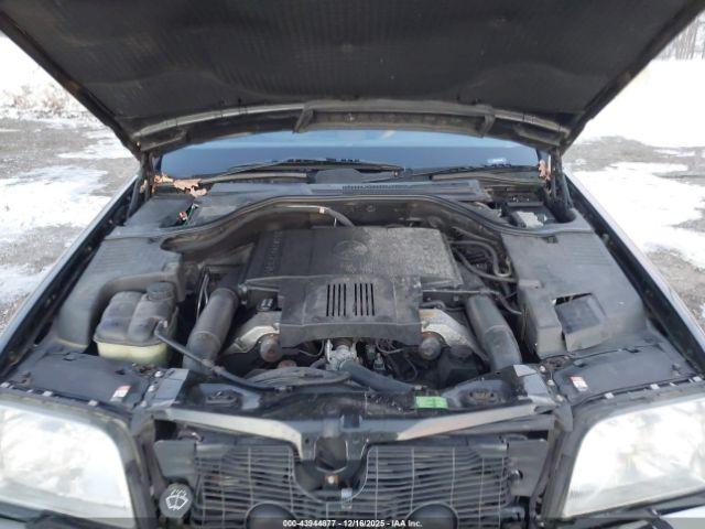 Mercedes-Benz S-Class Image 11