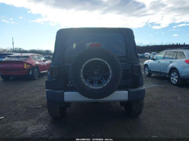 Jeep Wrangler Sport Image 5