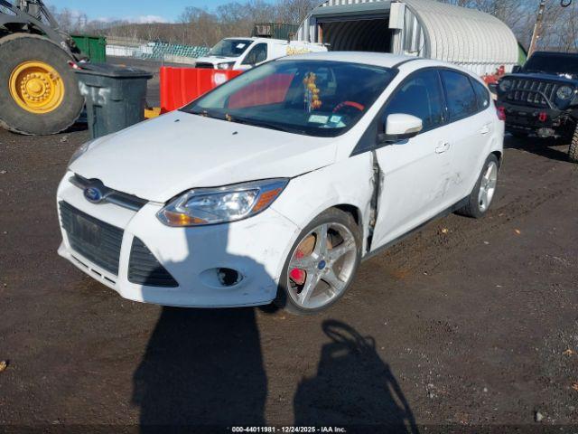 Ford Focus Se Image 4