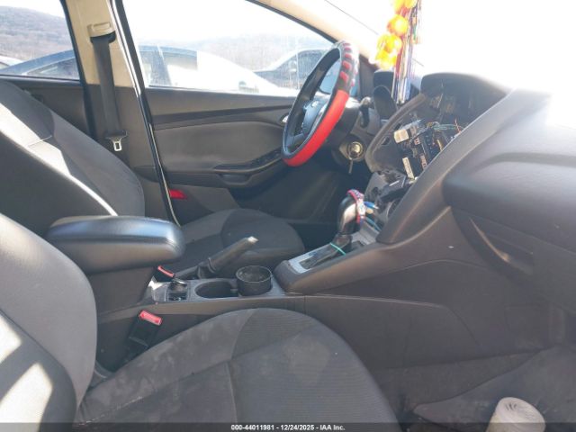 Ford Focus Se Image 6