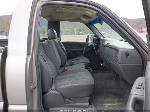 Chevrolet Silverado 1500 Work Truck Image 7