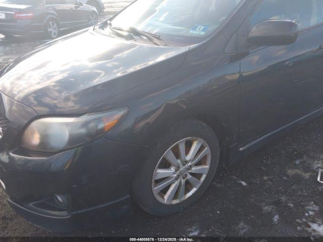 Toyota Corolla S Image 12