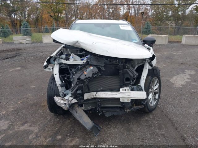 Ford Explorer Xlt Image 16