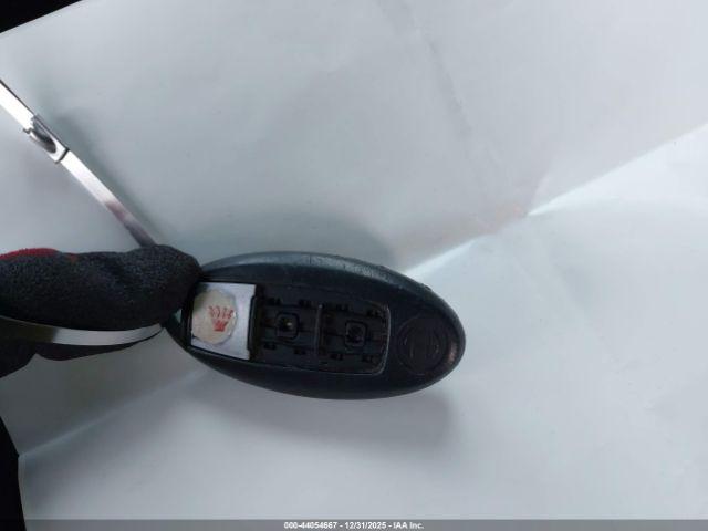 Nissan Rogue Sv Image 8