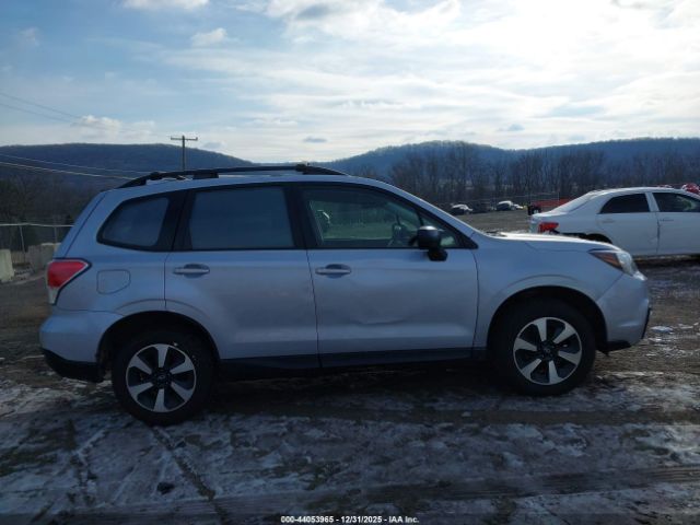 Subaru Forester 2.5i Image 16