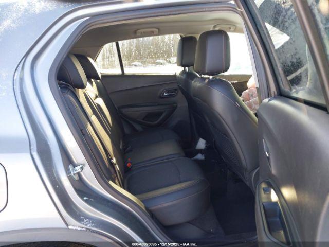 Chevrolet Trax Awd Lt Image 3