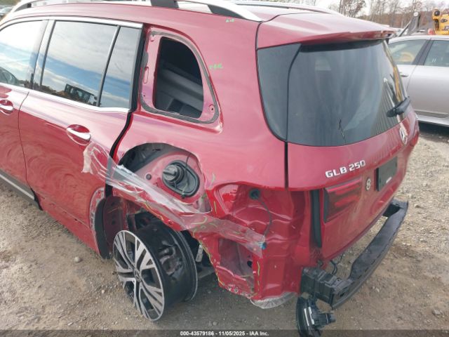 Mercedes-Benz GLB 4matic Image 7