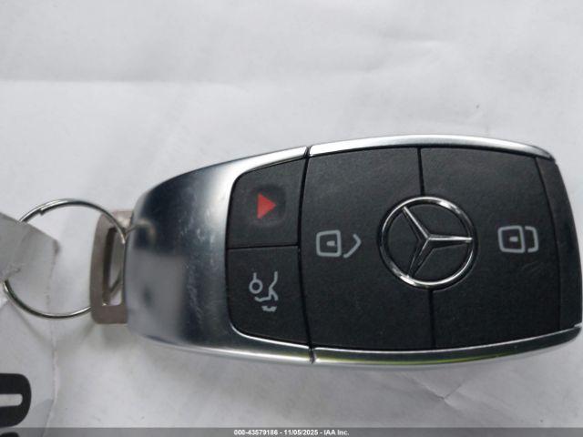 Mercedes-Benz GLB 4matic Image 15