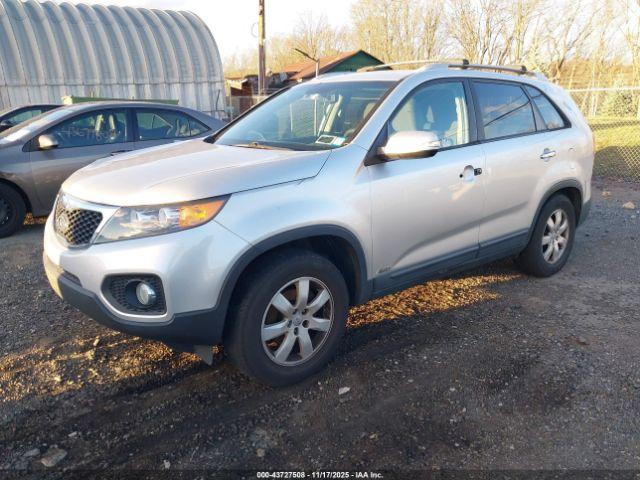 Kia Sorento Lx Image 3