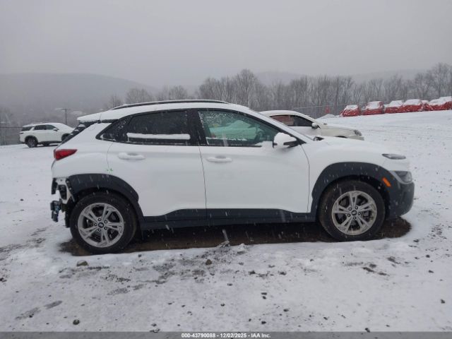 Hyundai KONA Sel Image 12