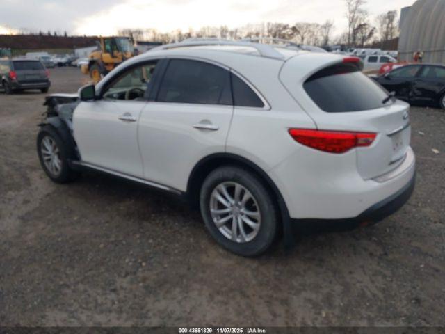 INFINITI Qx Image 17