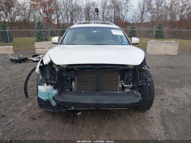 INFINITI Qx Image 12