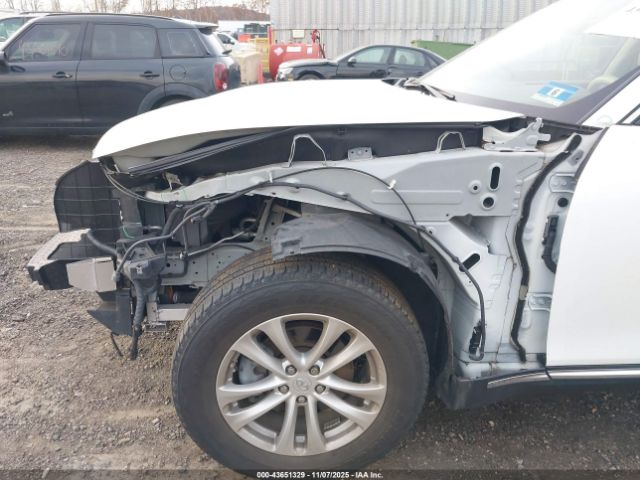 INFINITI Qx Image 11