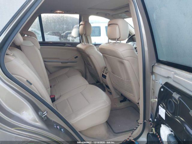 Mercedes-Benz M-Class 4matic Image 9