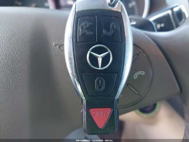 Mercedes-Benz M-Class 4matic Image 11