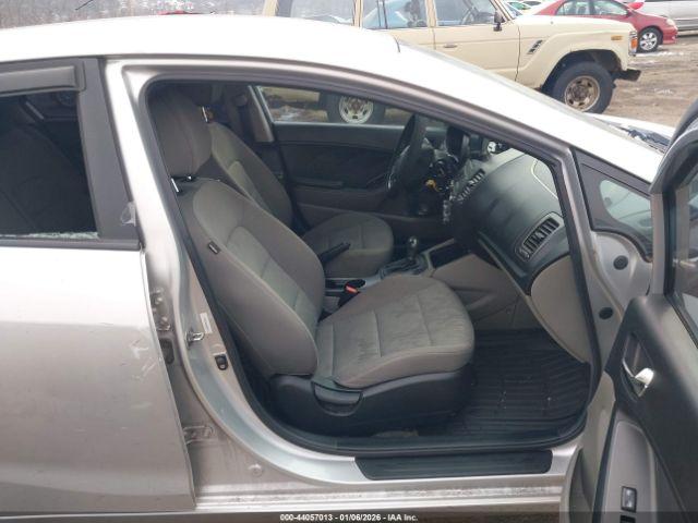 Kia Forte Lx Image 9