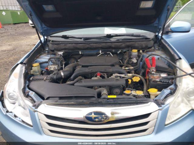 Subaru Outback 2.5i Premium Image 3