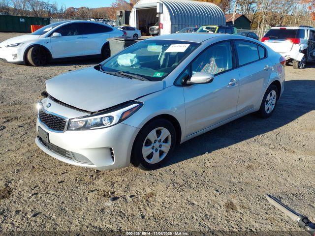 Kia Forte Lx Image 3