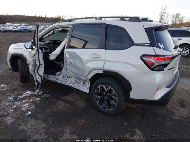 Subaru Forester Premium Image 6