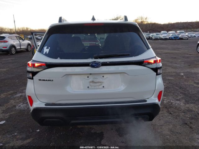 Subaru Forester Premium Image 13