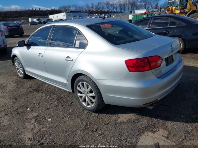 Volkswagen Jetta 1.8t Se Image 2