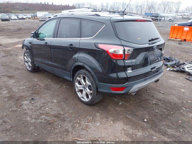 Ford Escape Titanium Image 12