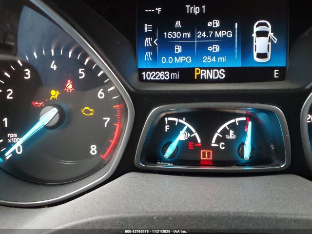 Ford Escape Titanium Image 8