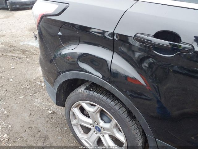 Ford Escape Titanium Image 7