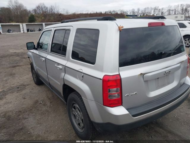 Jeep Patriot Sport Image 6