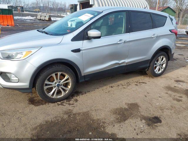 Ford Escape Se Image 6